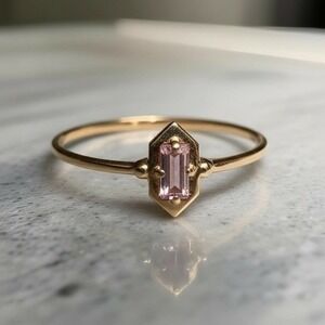 New Size 6 Emerald Cut Pink Pronged Gold Ring Minimalist Rhinestone Jewel Simple